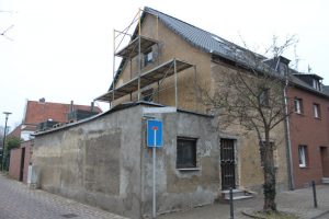 Haus in Hürth-Gleuel, Fassade - vorher